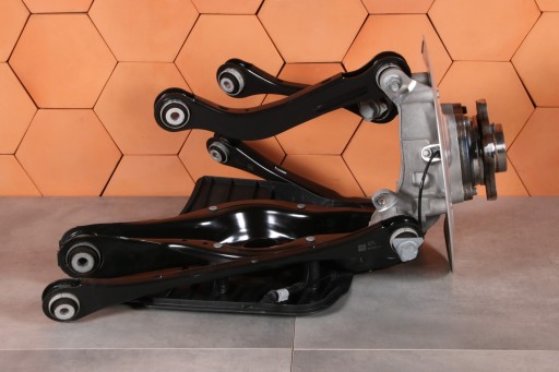 BMW 4 G22 G23 swing of the arm of the pivot right right rear part 6879526 236 km !!!
