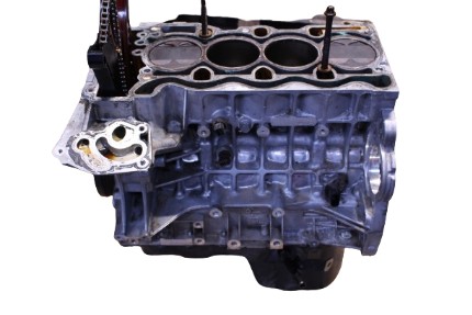 БЛОК ДВИГУНА BMW E90 2.0i N46B20B