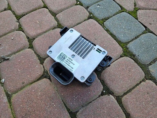coperchio , copertura indukcyjna ladowarka Opel Insignia B 23248791