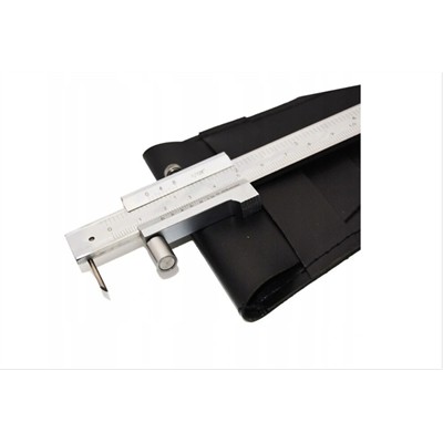 Штангенциркуль со щупом 200 мм, точность 0,05 мм.