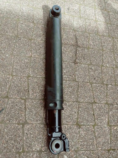 ПОДЪЕМНЫЙ ЦИЛИНДР КАБИНЫ RENAULT GAMA T RANGE