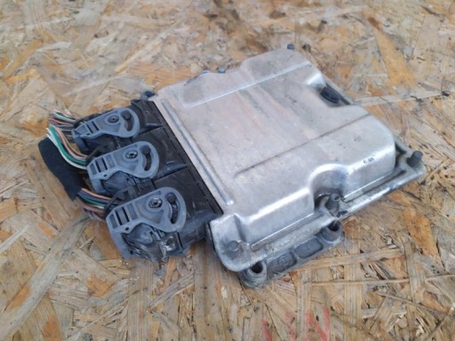 1 - Контролер двигуна комп'ютер renault 0281001934