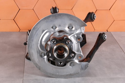BMW 3 G20 swing of the arm of the pivot right rear part rear 6899306 7306 km !!!