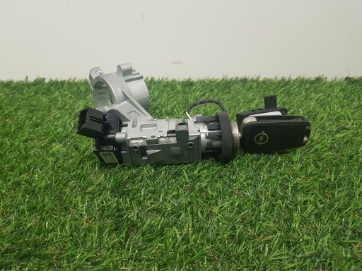 ignition Z KLUCZYKIEM OPEL ASTRA J 22762556 20939745