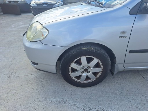 Toyota Corolla IX E120 E12 parafango Anteriore sinistra KOMBI + berlina SREBRNY 199