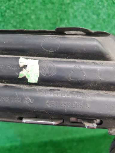 grid of a bumper left VOLKSWAGEN GOLF 7 5G0853665A