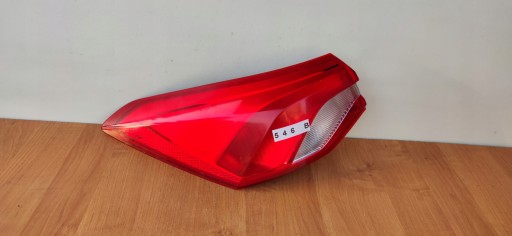 GAUCHE FEUX PHARE AILE ARRIÈRE FORD FOCUS MK4 BERLINE ARRIÈRE