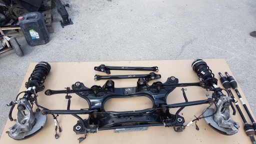 Балка задней подвески land rover evoque