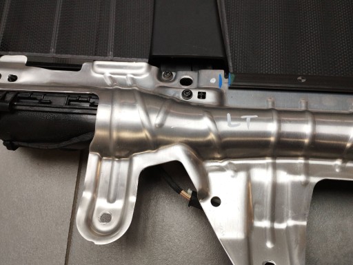BMW 7 G11 blinds PRZECIWSLONECZNA door left rear part