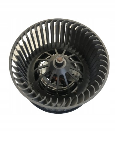 tOPENÍ ventilátor FORD FOCUS MK3 AV6N-18456-CA