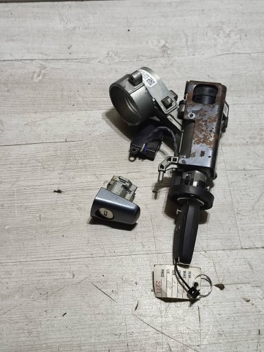 Opel Corsa E 2018 ignition key lock cylinder