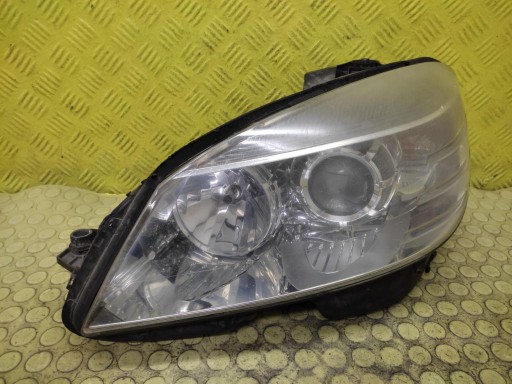 MERCEDES W204 REFLEKTOR light left front