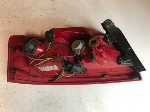 light W fender right rear part EUROPA AUDI A5 8T0945096