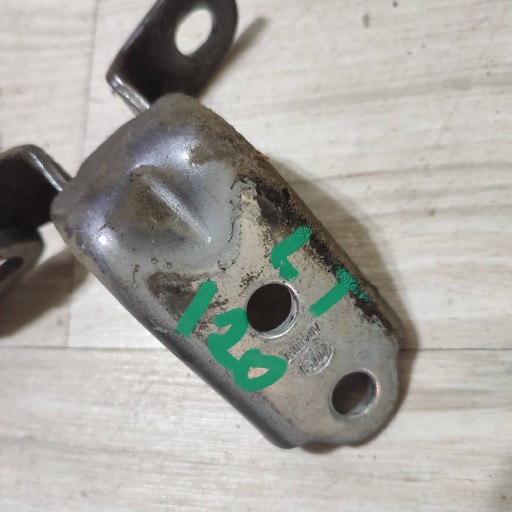 hinges door tylnych rear part side left Hyundai i20 (GB IB)