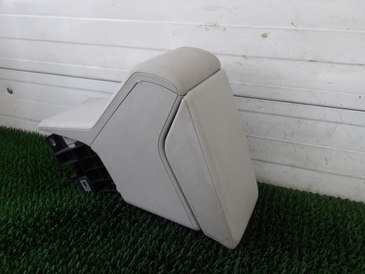 VW POLO VI 2G 17- armrest SKORZANY EUROPA OE