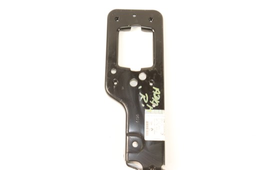 13390474 - ОПЕЛЬ АДАМ КРІПЛЕННЯ КРОНШТЕЙН БАЛКИ БАМПЕРА П