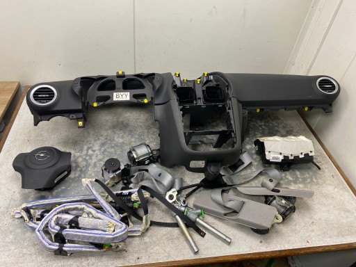 OPEL CORSA D 3D Armaturenbrett Konsole Gurten Airbag Dachvorhang Airbag AIRBAG EUROPA