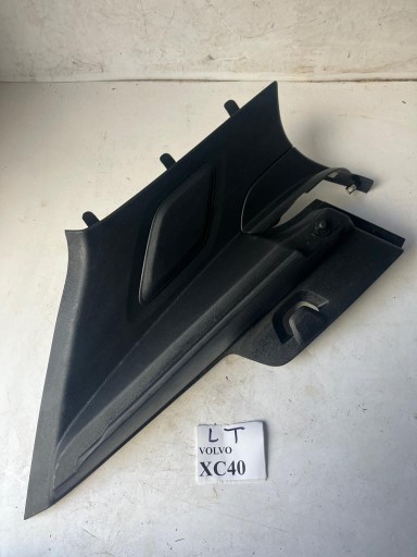 Blende Abdeckung SLUPKA links heck XC40