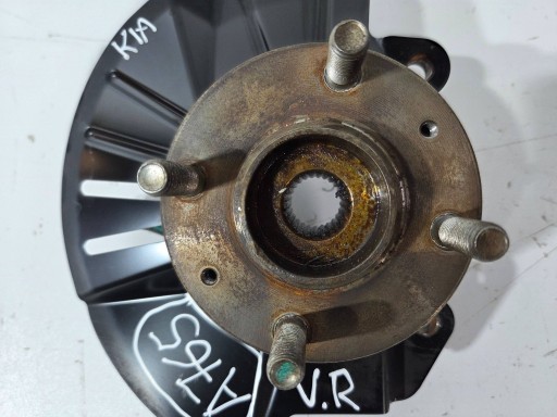 KIA Stonic 1,2 / 1,4 fordítsd elsö jobb R15 (A765)