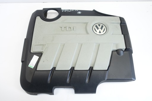 VW Passat CC 2.0 TDI капот двигуна верхня кришка