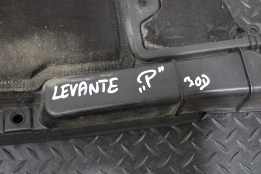 cover covering right MASERATI LEVANTE M161 670042319