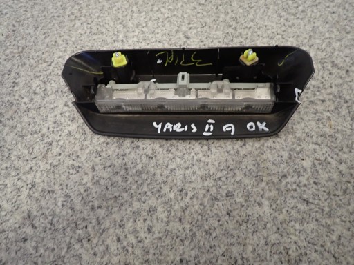 TOYOTA YARIS II 06-11 ЛАМПА ТРЕТІЙ СТОП ДІОД