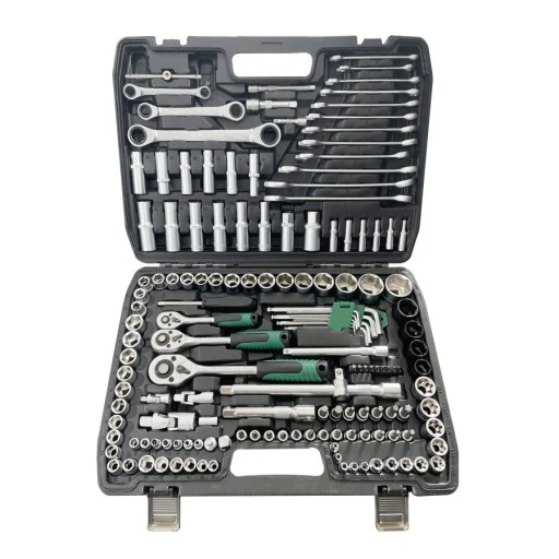 Набор инструментов КМР19 - большой набор из 150 элементов.