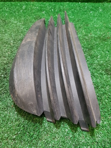 grid of a bumper right OPEL VECTRA C 904000010 551004542