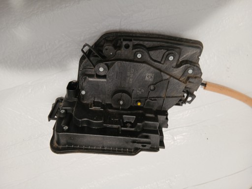 BMW 5 G30 LCI lock door right rear part rear 7477690