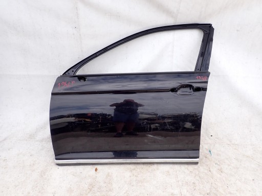 11.02 - Vw passat b8 14-23 передняя дверь спереди слева