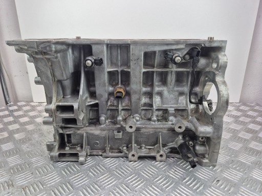 Blok of the engine BMW 3 F30 F35 F31 320i 7587604 N20B20B