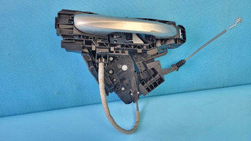 MERCEDES W177 дверная ручка замок правый задний A0997601802