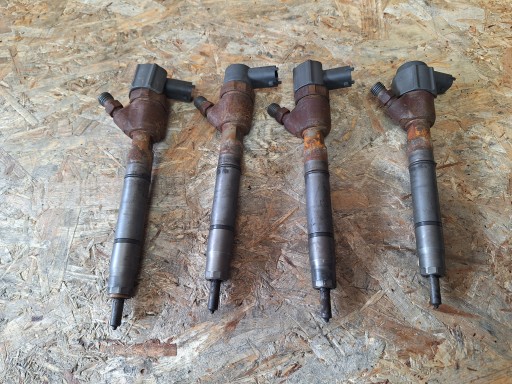 injector 0445110256 Hyundai i30 Ceed and 06- 1.6 CRDI