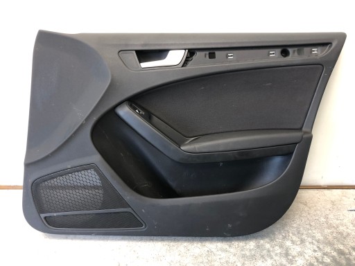 bok dveře pravý předek AUDI A4 B8 8K1867106