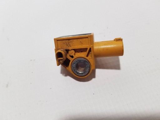 impact sensor pieszych front Mercedes E W212 2128210351