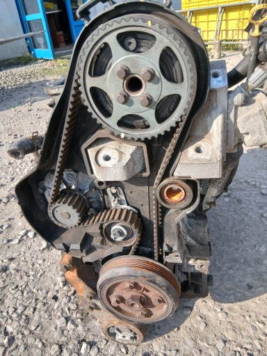 VOLVO S60 S80 V70 XC90 2.4 D5 185KM 2008 D5244T engine holder 191 TYS KM