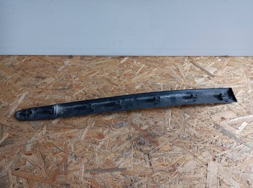 moulding door przednich right Renault Clio III 05-12 8200072231