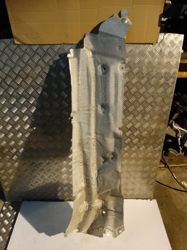 cover TERMICZNA chassis MERCEDES SLS W197 W190 1 9