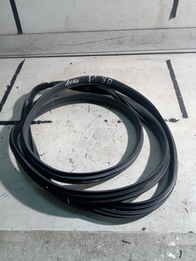 TOYOTA AYGO II 3D УПЛОТНЕНИЕ ДВЕРИ ПРАВАЯ ПЕРЕДНЯЯ