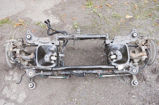 Балка задня вісь peugeot 508 rxh 2.0 hybrid