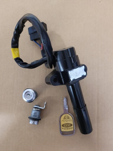 HonGL1500-stacyjka - Honda GL 1500 GOLDWING 82-замок запалювання