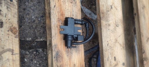 valve vacual BMW E87 E90 E60 2.0d 120d N47 7805391