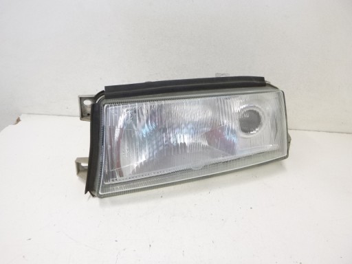 light front Skoda Octavia 99r.