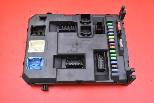 Module fusibles BSI 9666952080 CITROEN C3 PICASSO 1.6 VTI 12-16