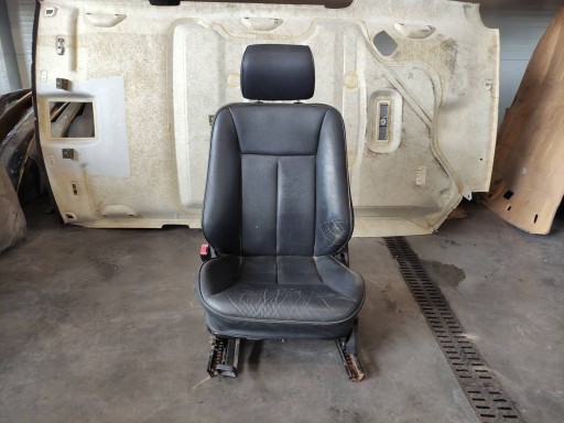 Сидіння водія лівий передній MERCEDES W202 шкіра