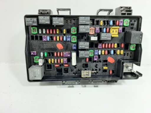 P68192083AF, P68192083AF - Блок предохранителей dodge ram 1500 3.6 14r