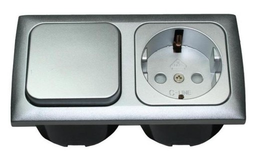 HA4102040 - Перемикач для RV гніздо рамка-Haba