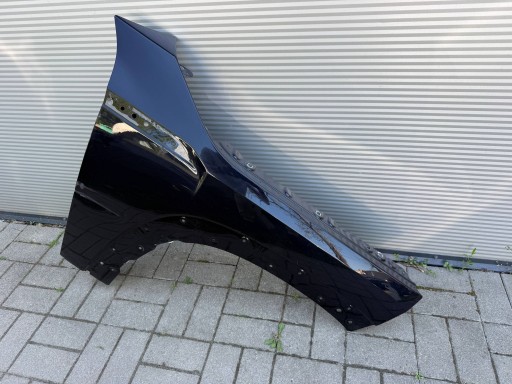 Bmw XM G09 fender right front front