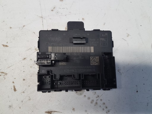 AUDI Q3 83A дверний модуль 5q0959592l