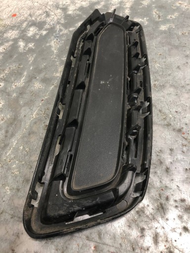Lüftungsgitter der Stoßstange rechts heck S-LINE AUDI A6 C8 4K0807320A